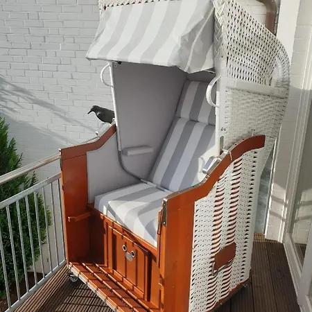 Strandallee 150a 아파트 *